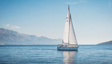 Header Sailing